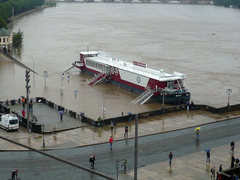 Hochwasser (28).JPG - Foto A. Michel